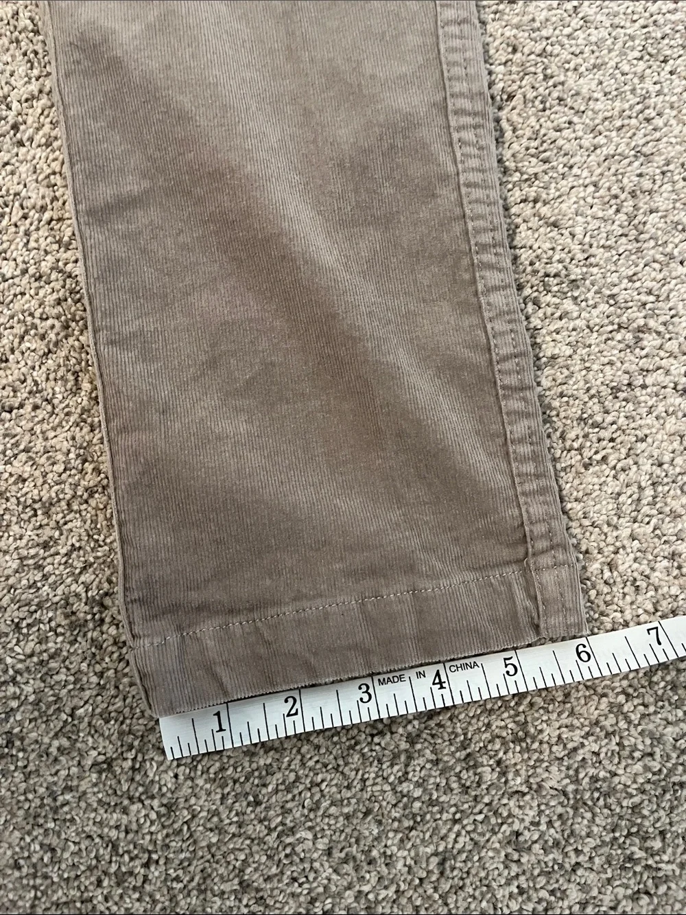 Vuori Men's corduroy Drawstring pant - Picture 5 of 9